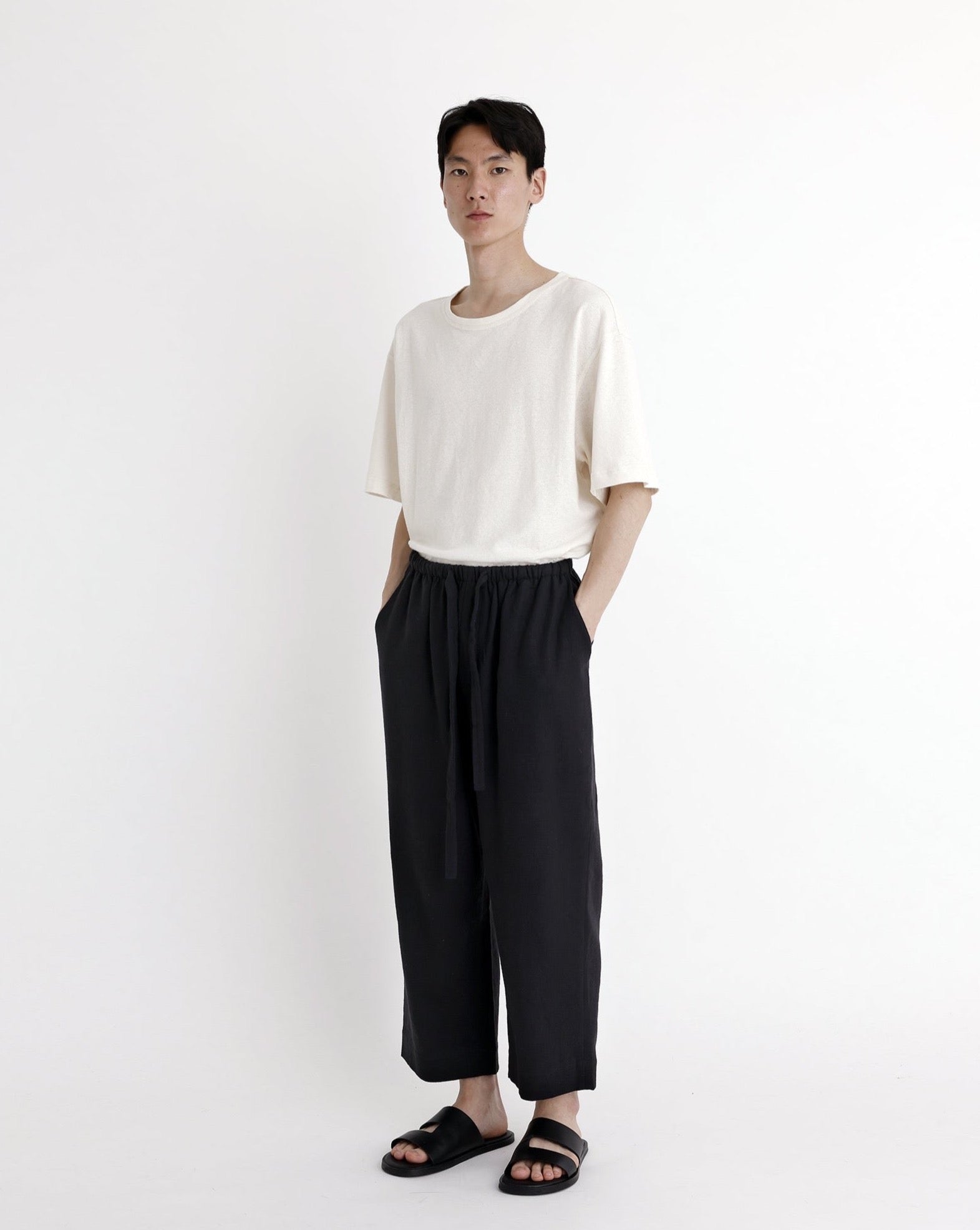 ✨本日セール✨ 2023SS ＲＥＬＡＸ ＴＲＯＵＳＥＲＳ