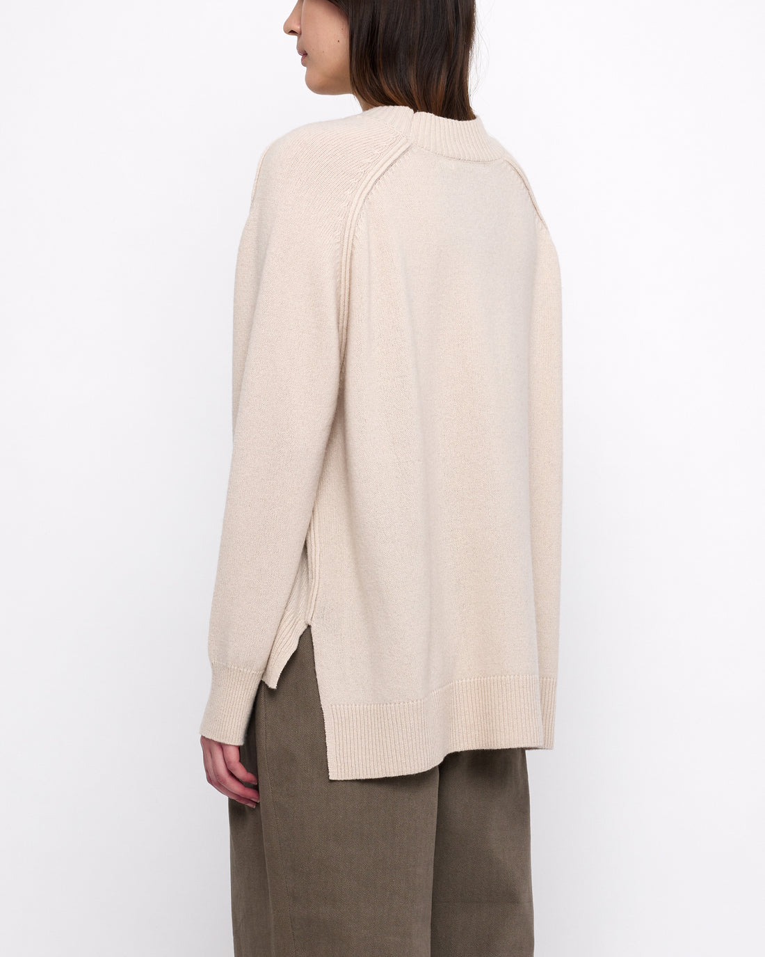 Relaxed Rolled Seam Sweater - FW24 - Beige-White