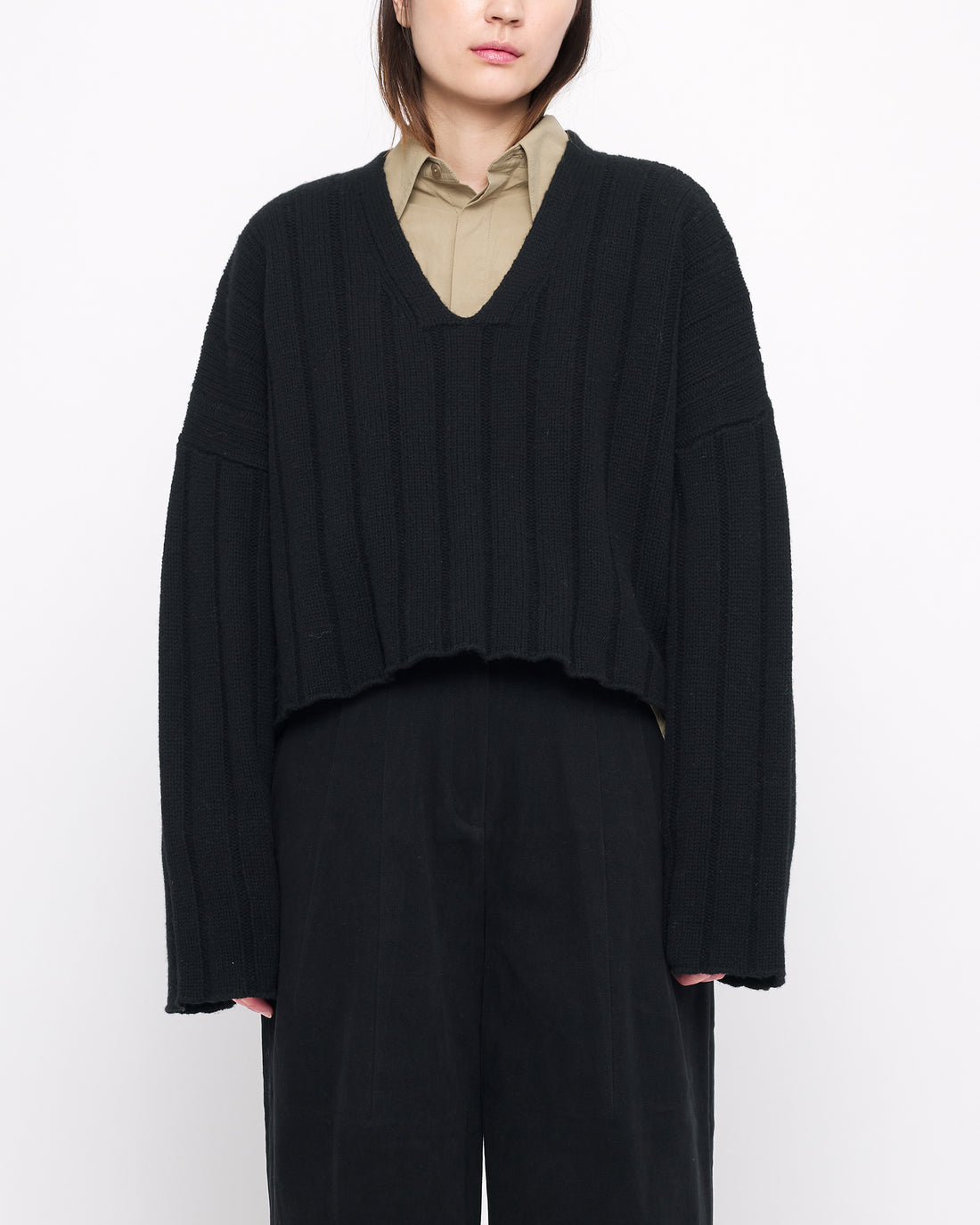 Oversized Ribbed V-Neck - FW24 - Black