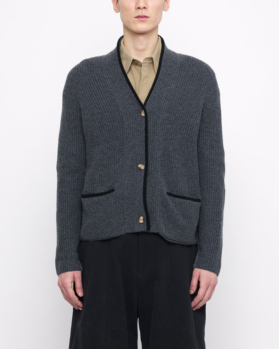 V-Neck Pockets Trimmed Cardigan - FW24 - Gray (Black)