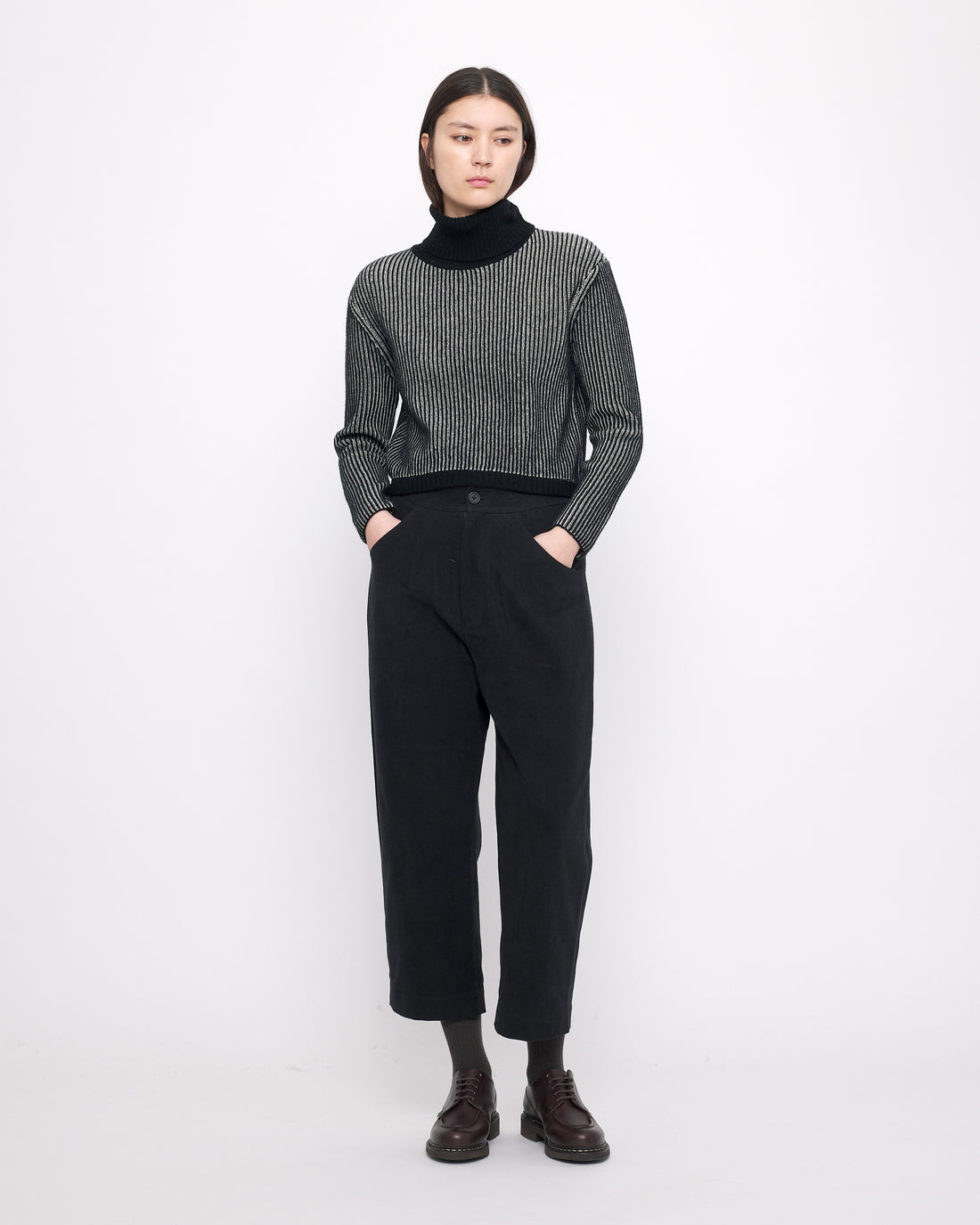 Striped Cropped Turtleneck - Black Stripes