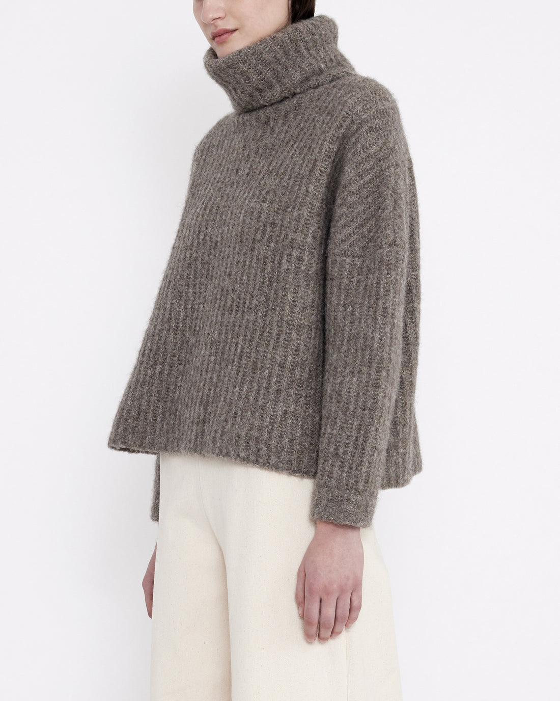 Chunky Turtleneck Sweater - FW23 - Umber