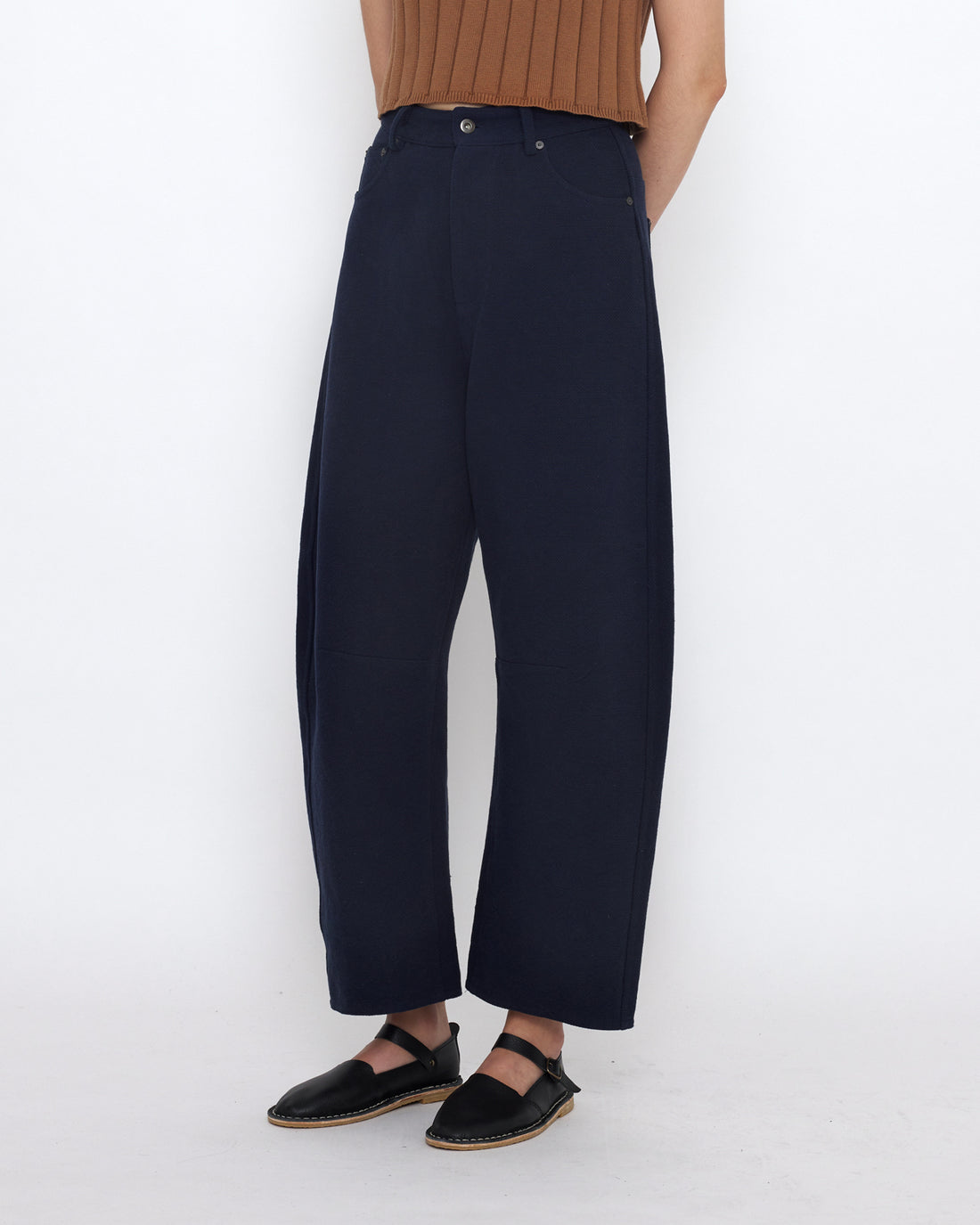 Relaxed Curve Legged Trouser - SS25 - Navy