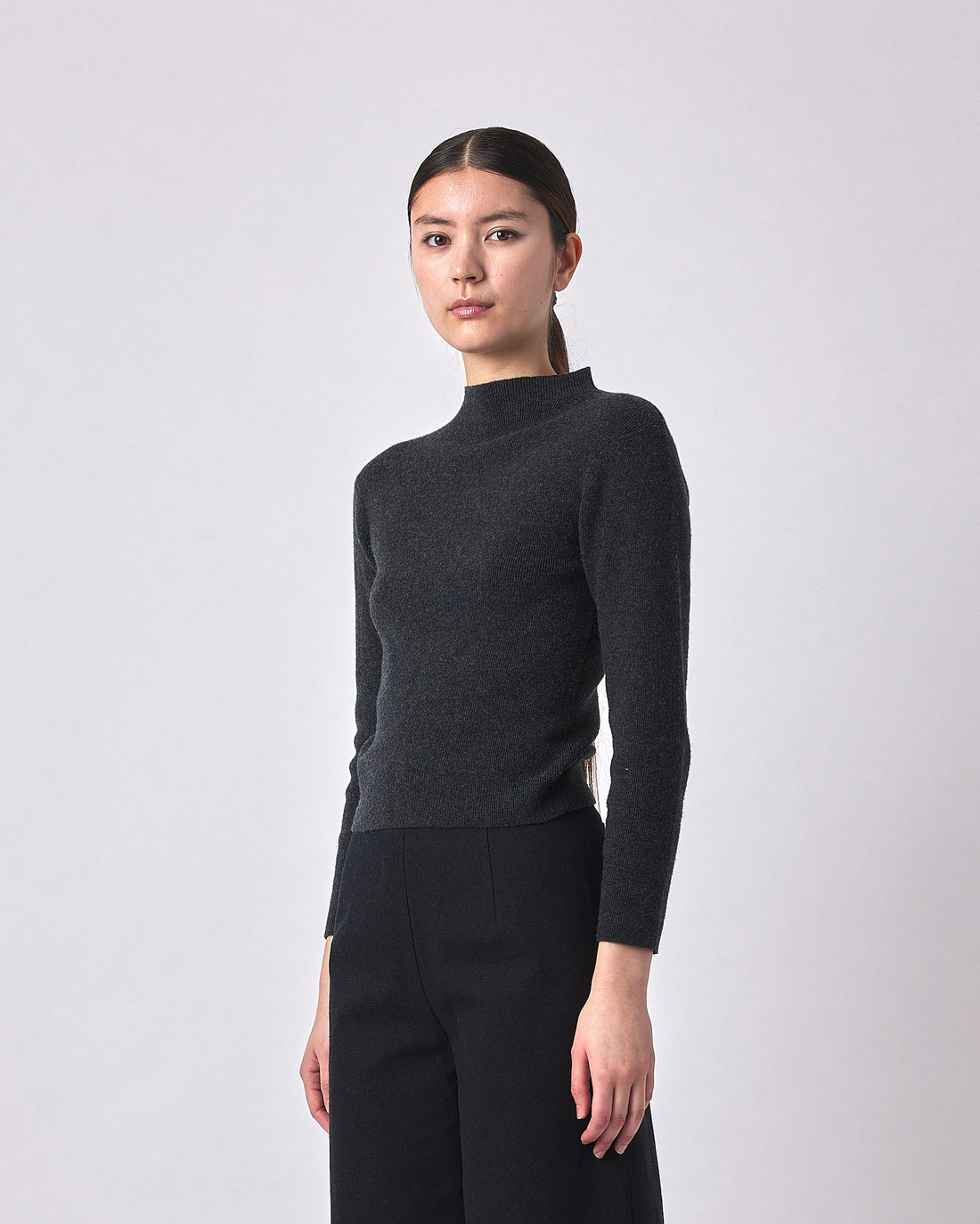 Signature Mock-Neck Long-Sleeves - Charcoal Gray