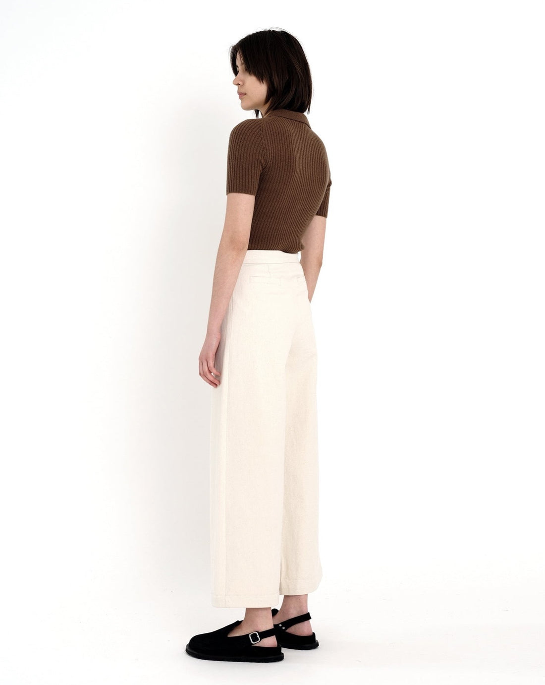 Molly Collared Short Sleeves - FW22 - Brown